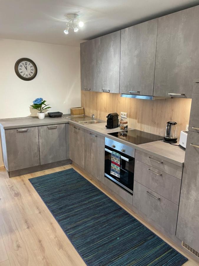 Am Exklusives Loft Mit 3 Schlafzimmern, Netflix, Zentral, Parkplatz Amberg Exterior photo